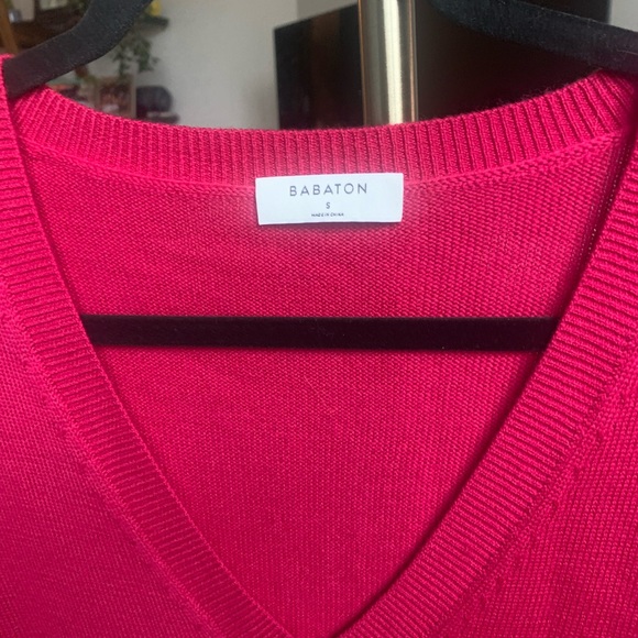 Aritzia Babaton Cropped Pink Sweater NWOT - Picture 4 of 4